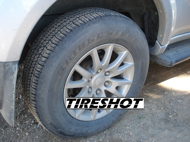 Tire Bridgestone Dueler H/T D684